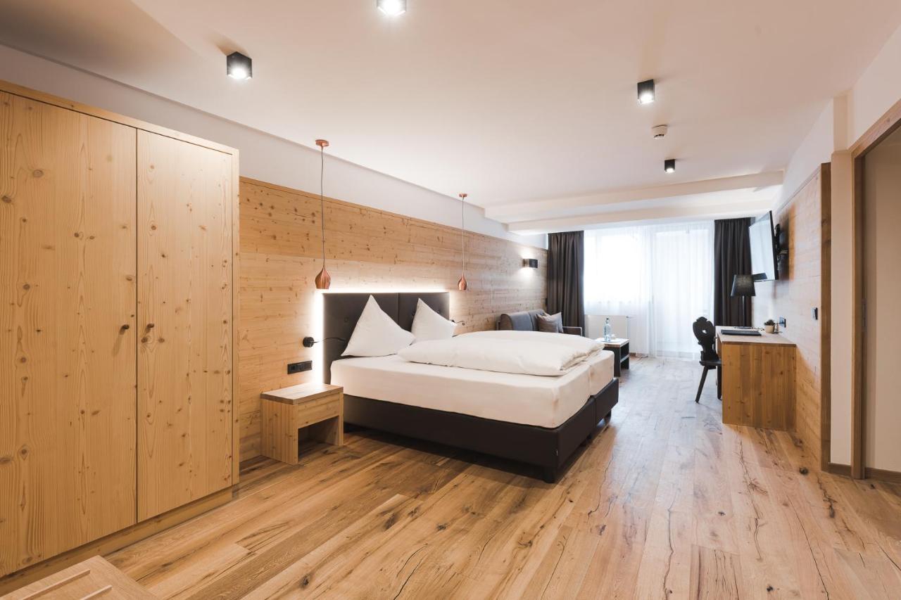 Hotel Zum Mohren Resia Zewnętrze zdjęcie